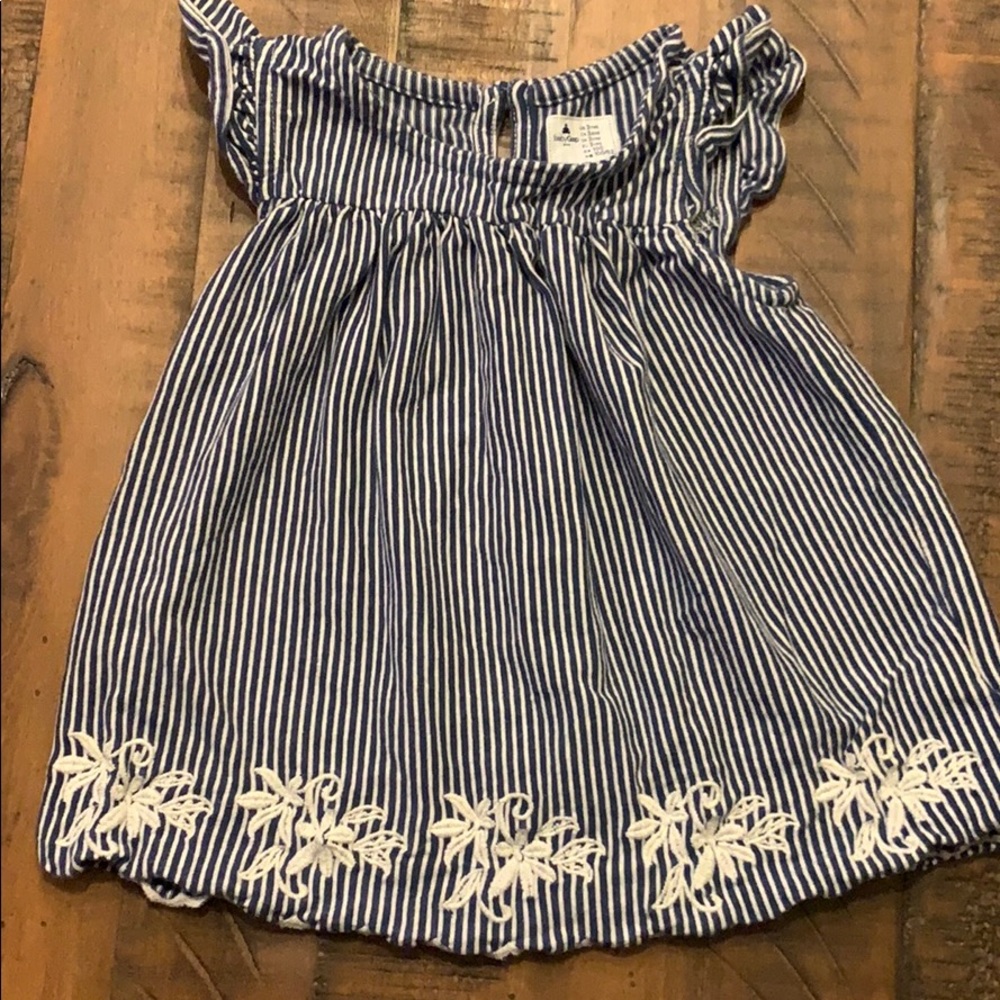 Baby Gap Scalloped Top